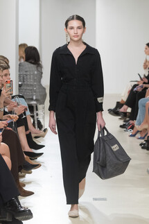 Ruban Fall 2019 Ready-to-Wear / Ruban осень-зима 2019 / Неделя моды: Москва